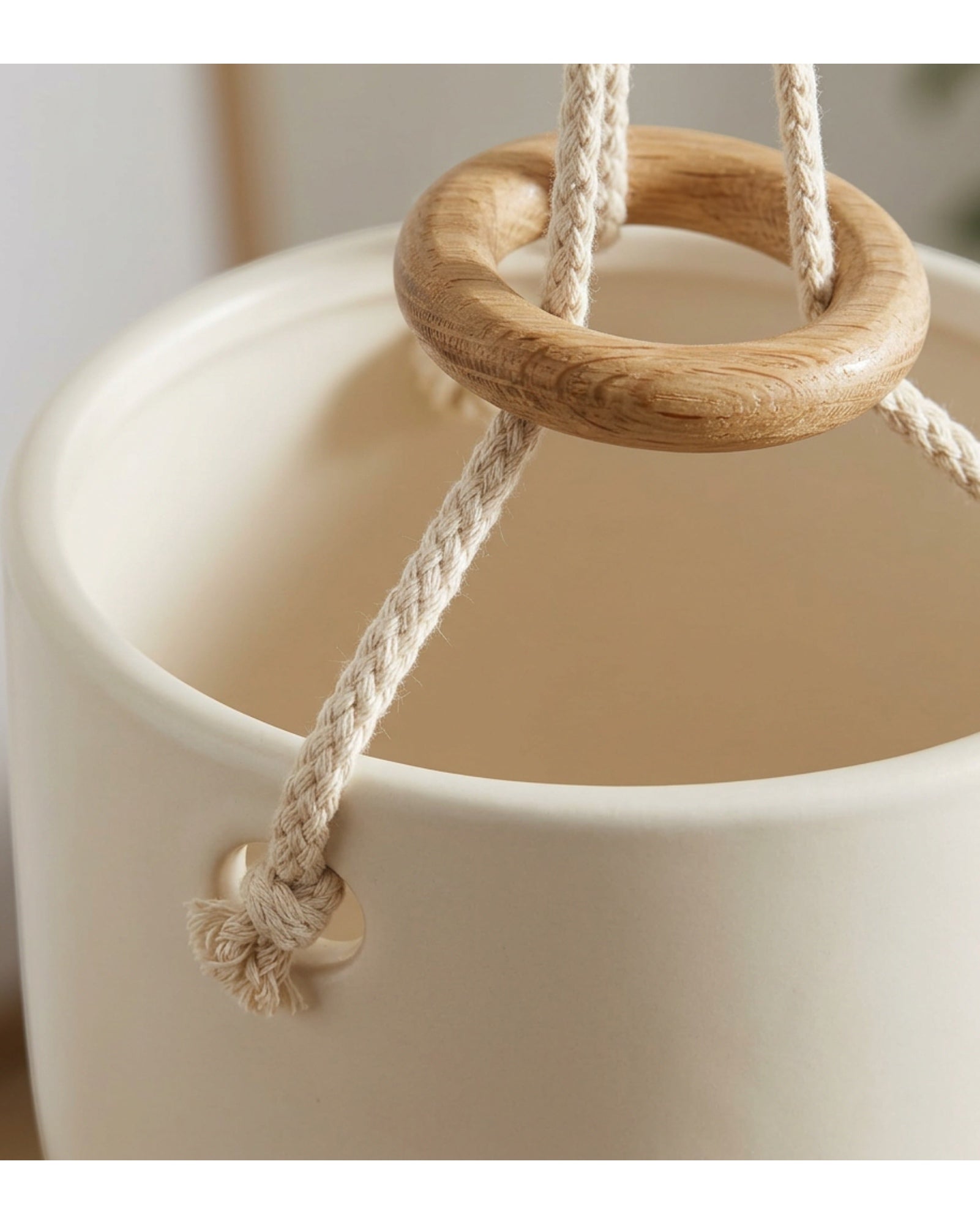 Zmvix Hanging Ceramic Planter 16 cm with Cotton Rope Warm White - Detail view